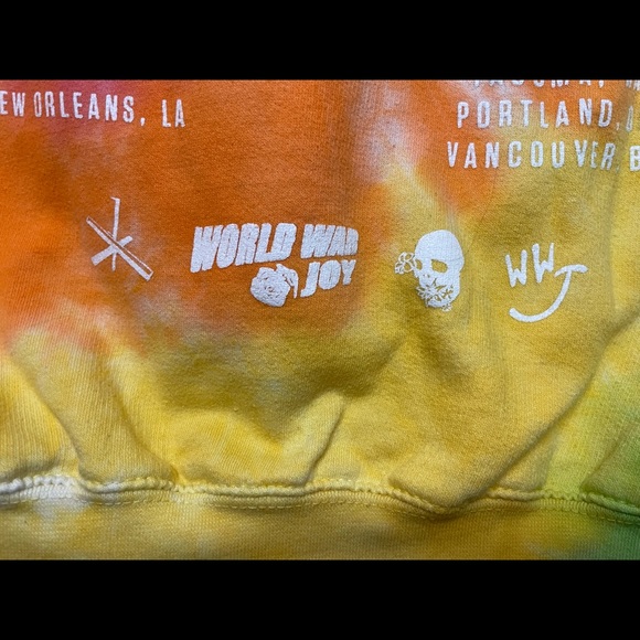 The Chainsmokers 2019 World War Joy Blue Tie Dye Concert Hoodie Size Small - Picture 9 of 12